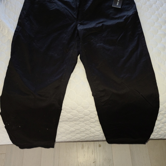 MICHAEL Kors Classic Fit Men's Pants - Picture 4 of 6